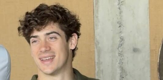 Colapinto disfrutó de Buenos Aires con asado y malbec