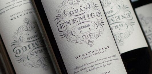 Bodega El Enemigo fue reconocida con tres medallas Platinum en Decanter 2026