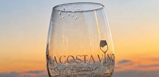 Más de 20 bodegas participarán de la 4ª edición de La Costa Vinos